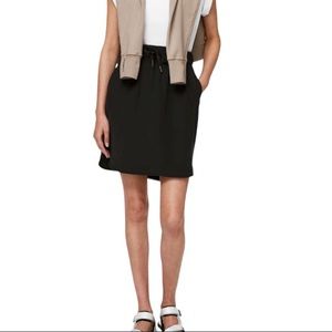 Lululemon On the Fly Skirt
